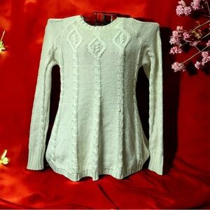Shrinking Violet~ Sweater ~ Women’s~Medium ~Open Knit Cable Pullover~wool blend